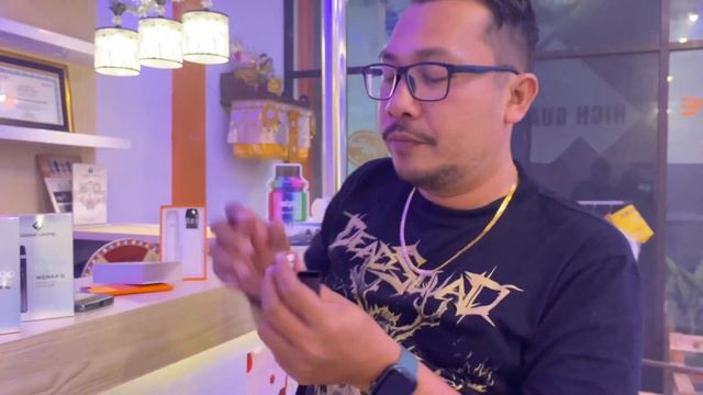 REVIEW JUJUR WENAX Q || DEVICE TERBARU DARI GEEKVAPE NIH, GIMANA YA PENDAPAT OM JUNA?!🤔 смотреть онлайн