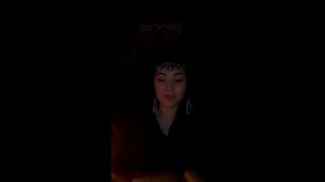 [День сказок]/Читаем любимые сказки/ смотреть онлайн