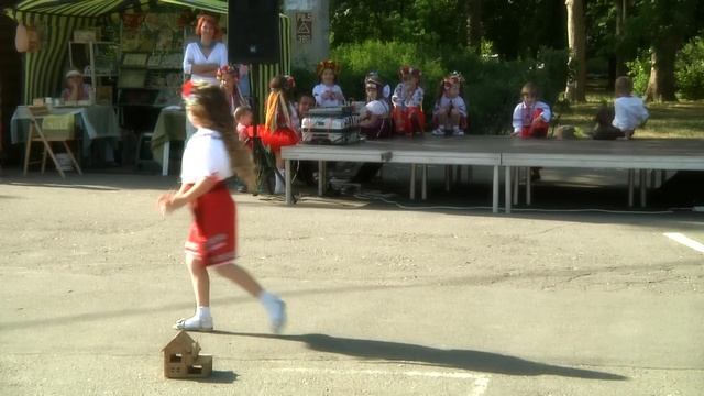 украинские национальные костюмы в показе PlayFashion Junior смотреть онлайн