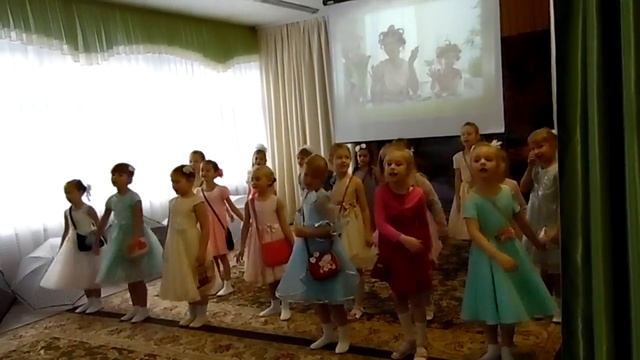 Песня "Я на мамочку похожа быть хочу" смотреть онлайн