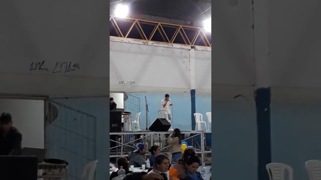 Lucas Pérez Cantando