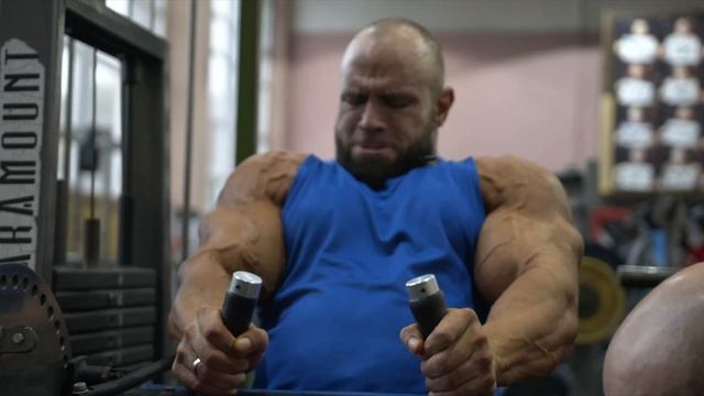 Тренировка ног для AF Club | Юрий Сологуб смотреть онлайн