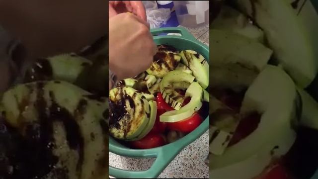 коптим сибаса и дорадо с овощами))первый опыт в копчении смотреть и поддержать) смотреть онлайн
