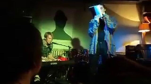 Дмитрий Воденников "Шиповник - распадающийся на части" смотреть онлайн