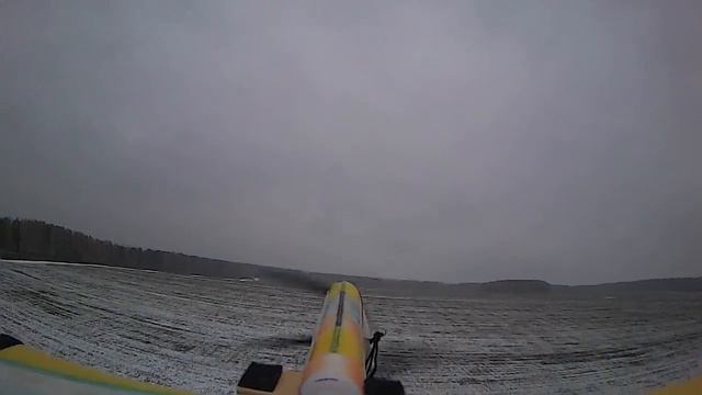 Полет модели ЯК 54 с камерой за Балтымом 2 смотреть онлайн