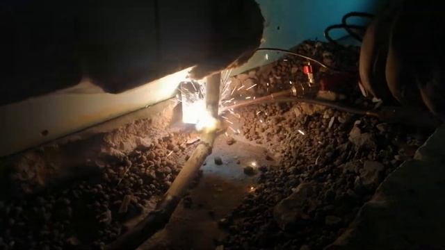 Сварка стояков отопления с смещением радиаторов отопления к стене. смотреть онлайн