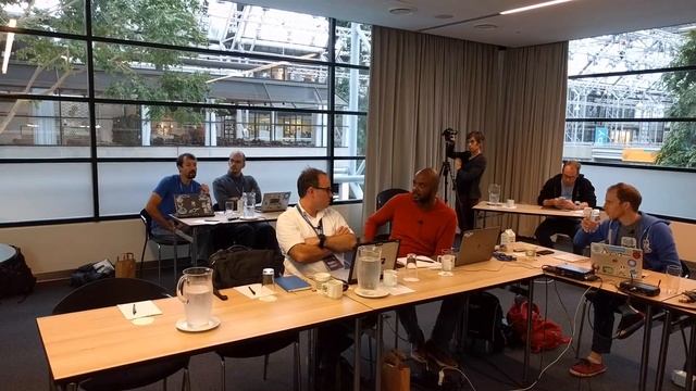 Docker Enterprise Edition and Integration with Kubernetes with Banjot Chanana смотреть онлайн