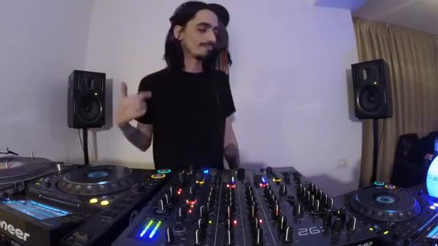 Plusculaar RTS.FM x Travel Bucuresti (31.01.2020) смотреть онлайн