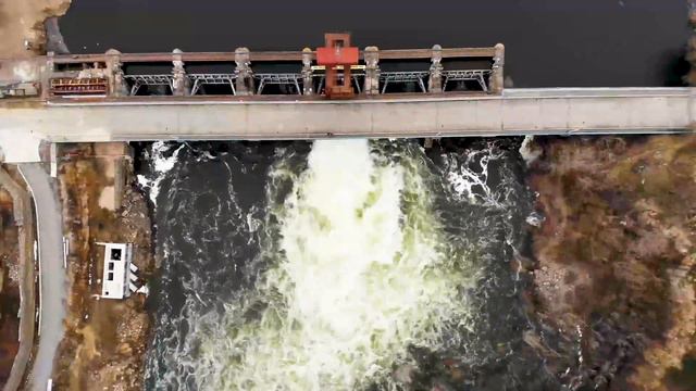 Спуск воды с водохранилища смотреть онлайн