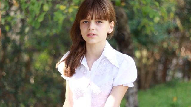 Анастасия Мальцева читает стихотворение А.С. Пушкина "Уж небо осенью дышало..." смотреть онлайн