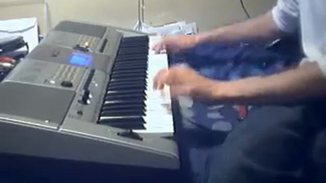 A Ha The Sun Always Shines on TV - Yamaha E403 Keyboard смотреть онлайн
