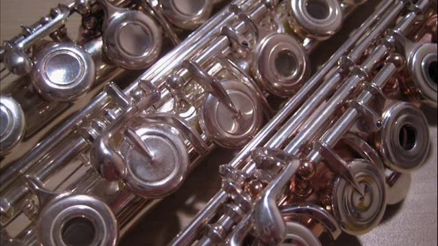 Flute Comparison: Pearl, Yamaha & Orpheo смотреть онлайн