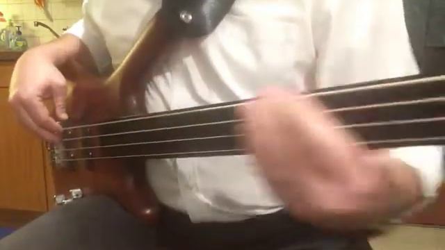 Warwick Corvette Bubinga fretless bass with EMG JV-X pickups - a short demo смотреть онлайн