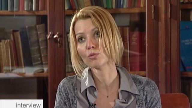 Elif Shafak évoque son Roman "La bâtarde d'Istanbul" - Interview смотреть онлайн