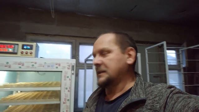 Готовые инкубаторы на отправку. на 1500 и на 400 яиц. смотреть онлайн