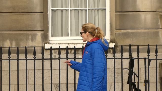 Cllr. Elisa O'Donovan calls the Guards (unedited) смотреть онлайн