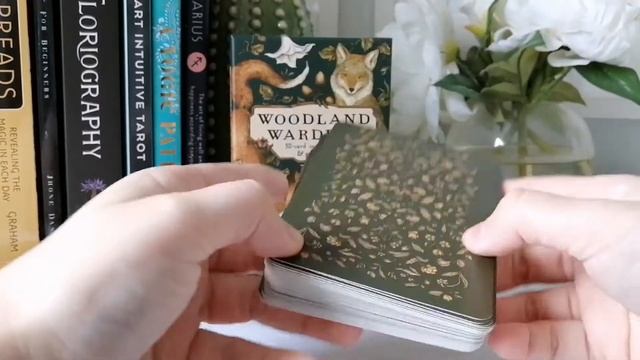 Woodland Wardens Oracle | Flip Through & Review смотреть онлайн