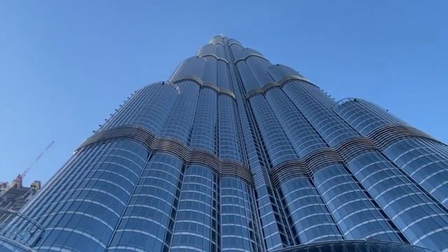 passion java in the tallest building in Dubai to remember his mother смотреть онлайн