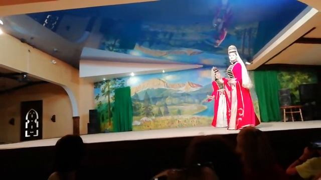 Экскурсия 33 водопада смотреть онлайн