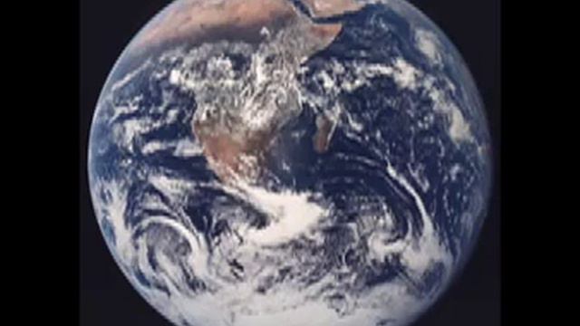 The Show With Ze Frank 02-06-2007 смотреть онлайн