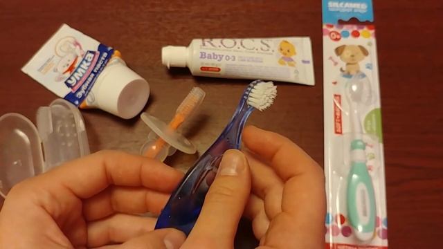 КАК УХАЖИВАТЬ ЗА ПЕРВЫМИ ЗУБАМИ МАЛЫША | ПЕРВАЯ ЗУБНАЯ ЩЕТКА РЕБЕНКА смотреть онлайн