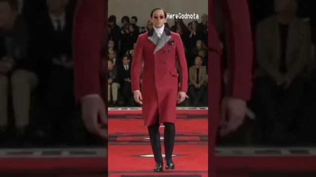? Дьявол носит Prada смотреть онлайн