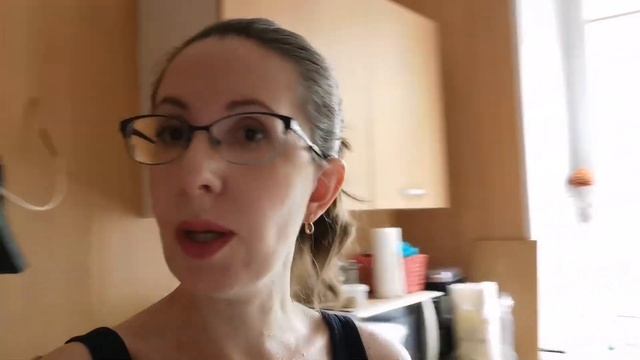 Уборка на кухне! Да будет СВЕТ! Первые впечатления от пылесоса! смотреть онлайн