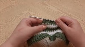 Простые , удобные тапочки-следки на двух спицах без швов