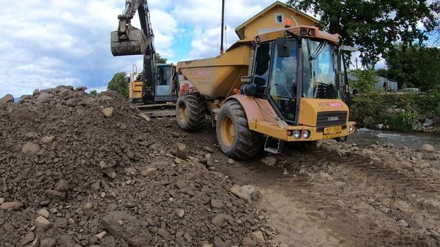 Digging new Base / Construction new Bridge / Volvo ECR 145DL & Hydrema 912 / 4K смотреть онлайн