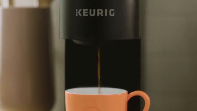 Keurig® K-Slim® Coffee Maker - :45 Feature Video смотреть онлайн