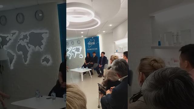 Встреча с основателем компании Атоми и мега-человеком Пак Хан Гиль часть 1. смотреть онлайн