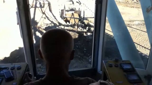 Работа шагающего экскаватора ЭШ 10/70 / Big Monster Excavator Work #DEN Life