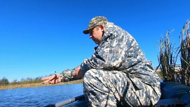 ЗИМНЯЯ РЫБАЛКА ЛЕТОМ.Осенняя и зимняя прикормка своими руками. Зима ещё не близко а на лёд хочется смотреть онлайн