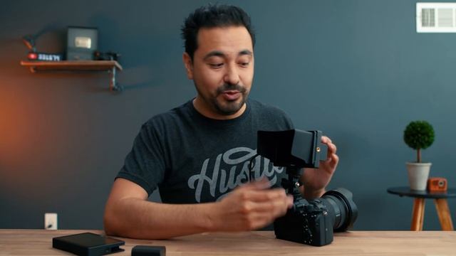 Cheap Camera Monitor under $100! смотреть онлайн