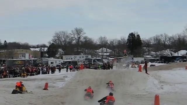 Sno Cross 2 (snowmobile racing) смотреть онлайн