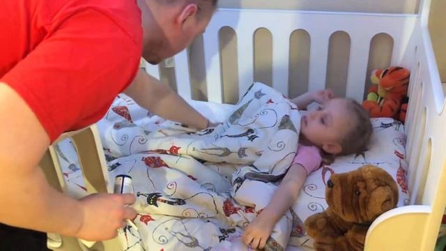 Лера не хочет идти на занятия и притворяется что заболела смотреть онлайн