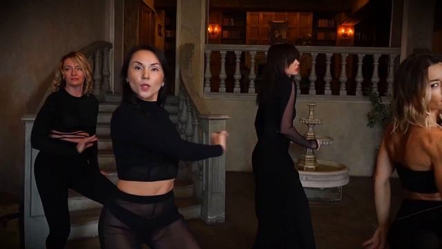 Shakira Beautiful lire смотреть онлайн