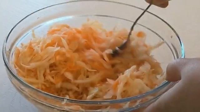 Быстрый салат из Капусты и Моркови.#салат #рецепты #вкусно смотреть онлайн