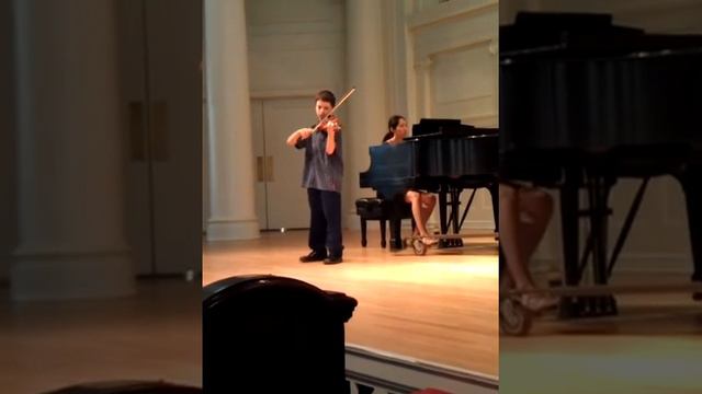 Isaac plays Becker Gavotte MIC 5.27.12 смотреть онлайн