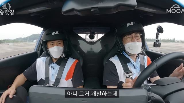 현대차 N 미친 전기 슈퍼카 시승기!…이런 괴물, 취미로 몰래 만들어? RM20e, RM19! смотреть онлайн