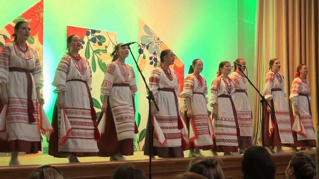 "Пойду - выйду" - Играй, гармонь! смотреть онлайн