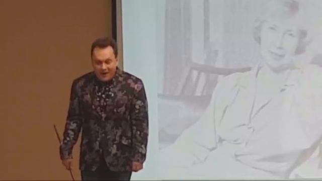 Человек со стационарным Хироном смотреть онлайн