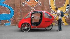 Трехколесный электрический веломобиль