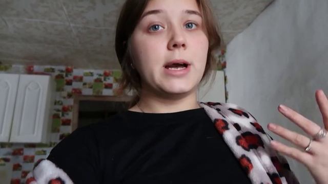 VLOG: Выкидываю свои вещи|| Чуть не осталась без камеры|| смотреть онлайн