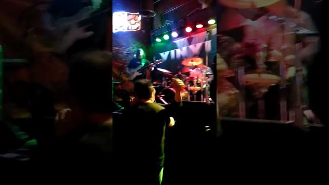 Chris Anderson on drums смотреть онлайн