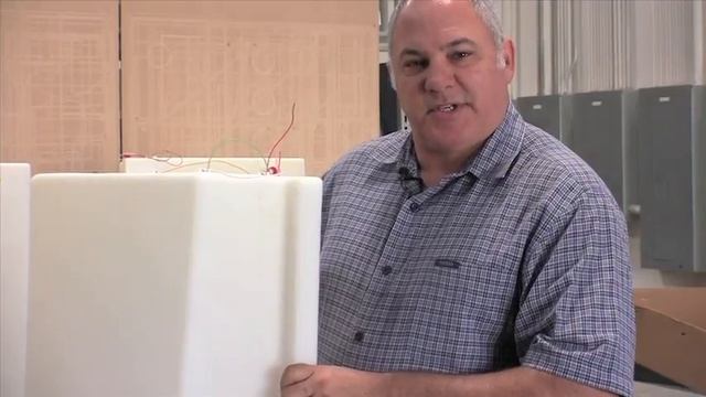 Lance Camper: Heated Holding Tanks and Valves смотреть онлайн