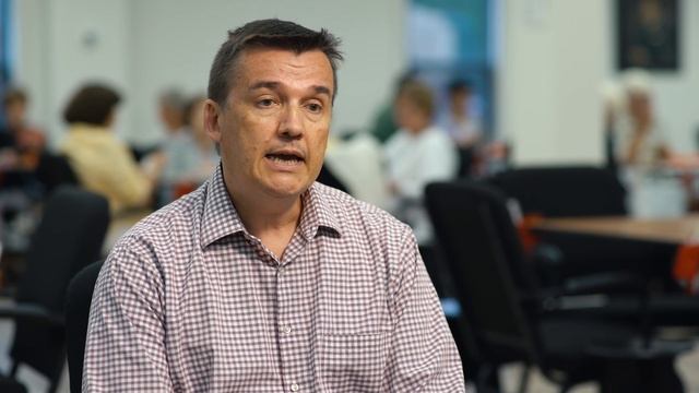 Why I Play Bridge: Meeting New People смотреть онлайн