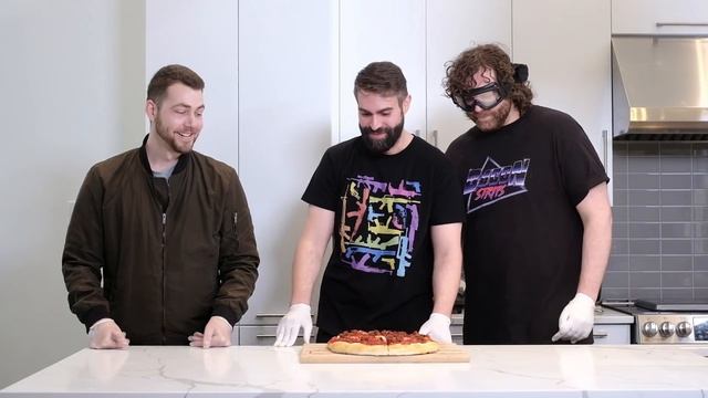 WORLD'S SPICIEST PIZZA!!! смотреть онлайн