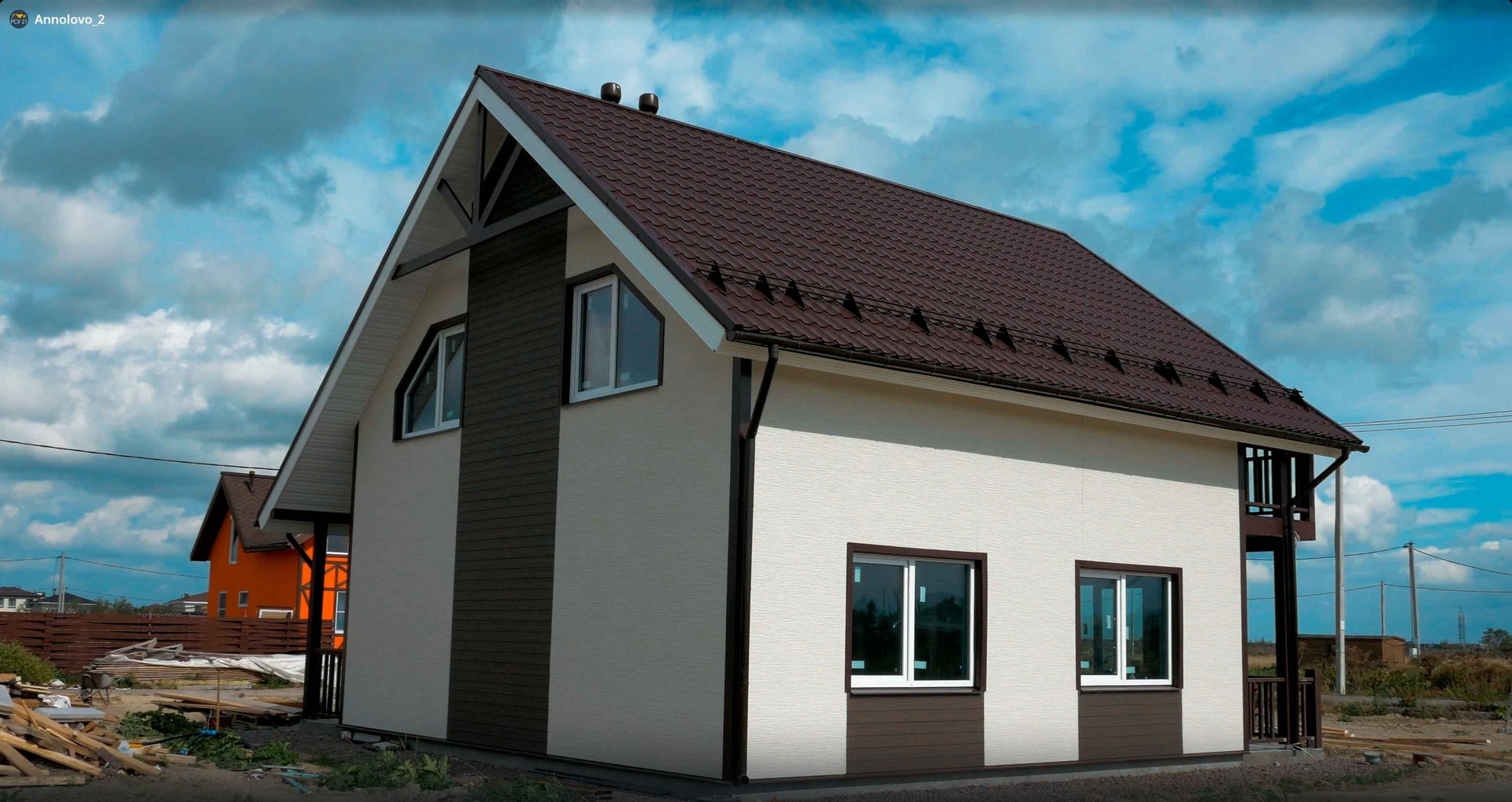 Каркасный дом на УШП. Наружная отделка - японские фиброцементные панели KMEW.