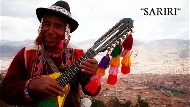 SARIRI  ( CHARANGO, QUENA Y ZAMPOÑA)